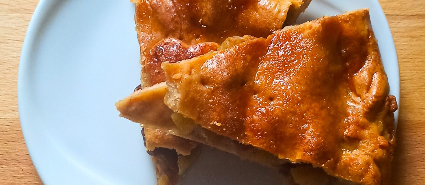 Empanada dulce de manzana sin gluten.