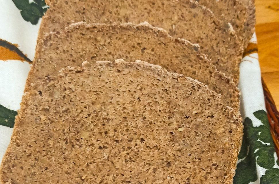 Pan rústico rápido sin gluten en panificadora