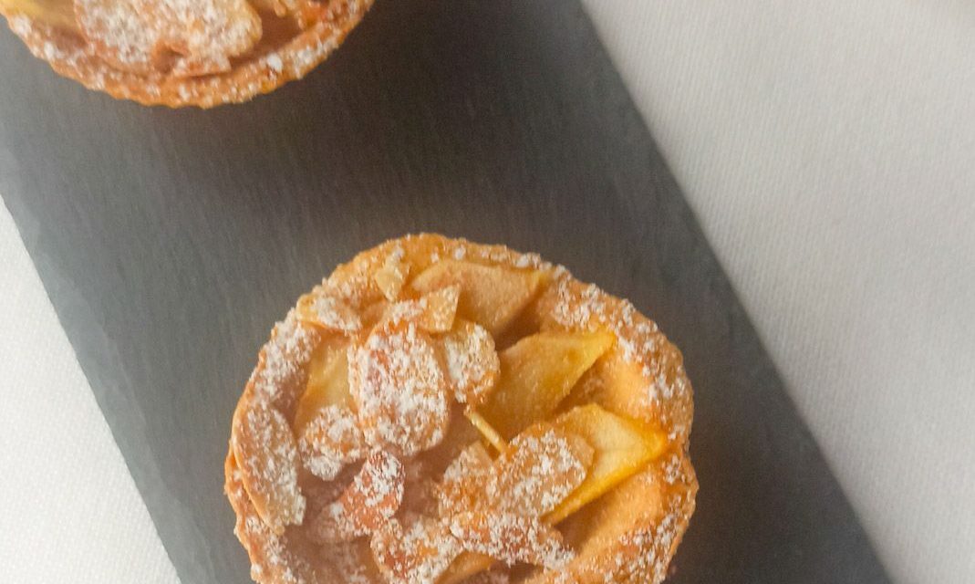 Tartaletas sin gluten de peras y almendras